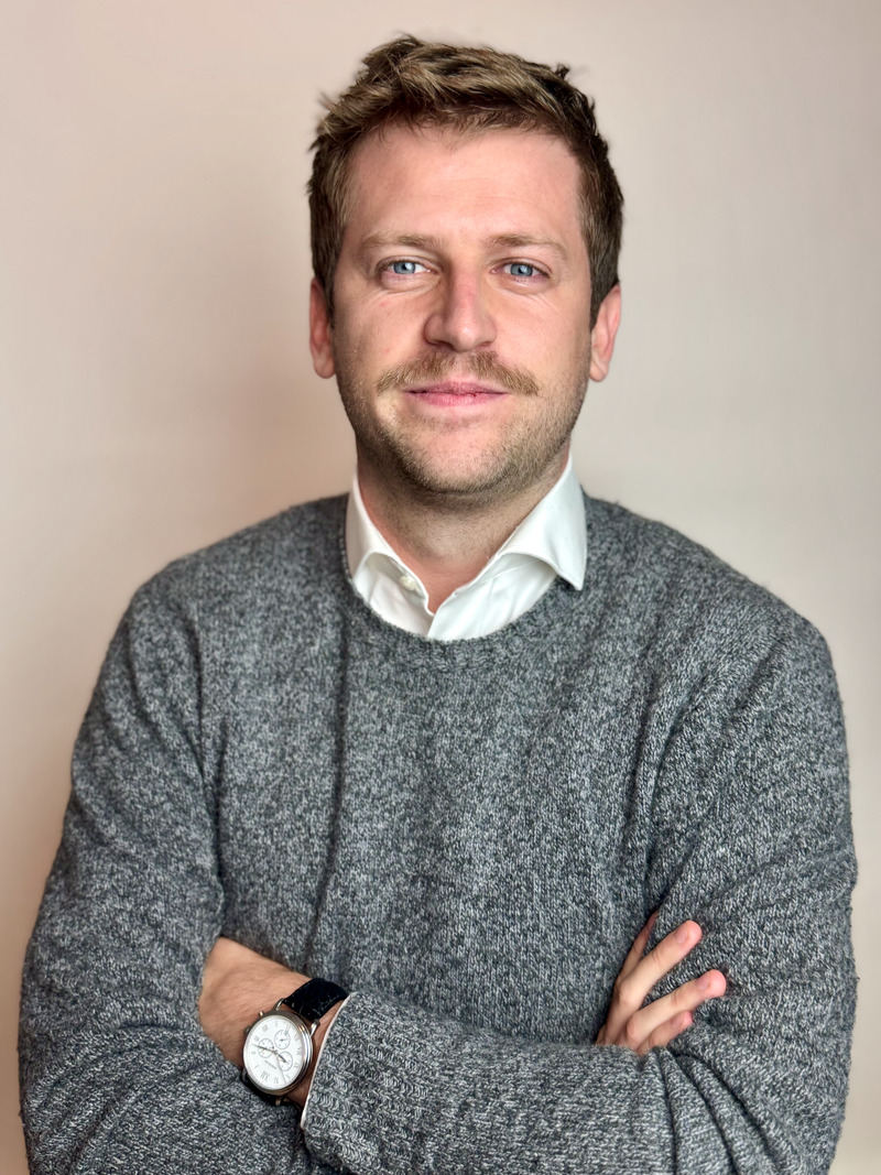 Portrait de Thibault Mouthoy, agent immobilier IPI 515.643 et fondateur de Quartson Immo à Gembloux